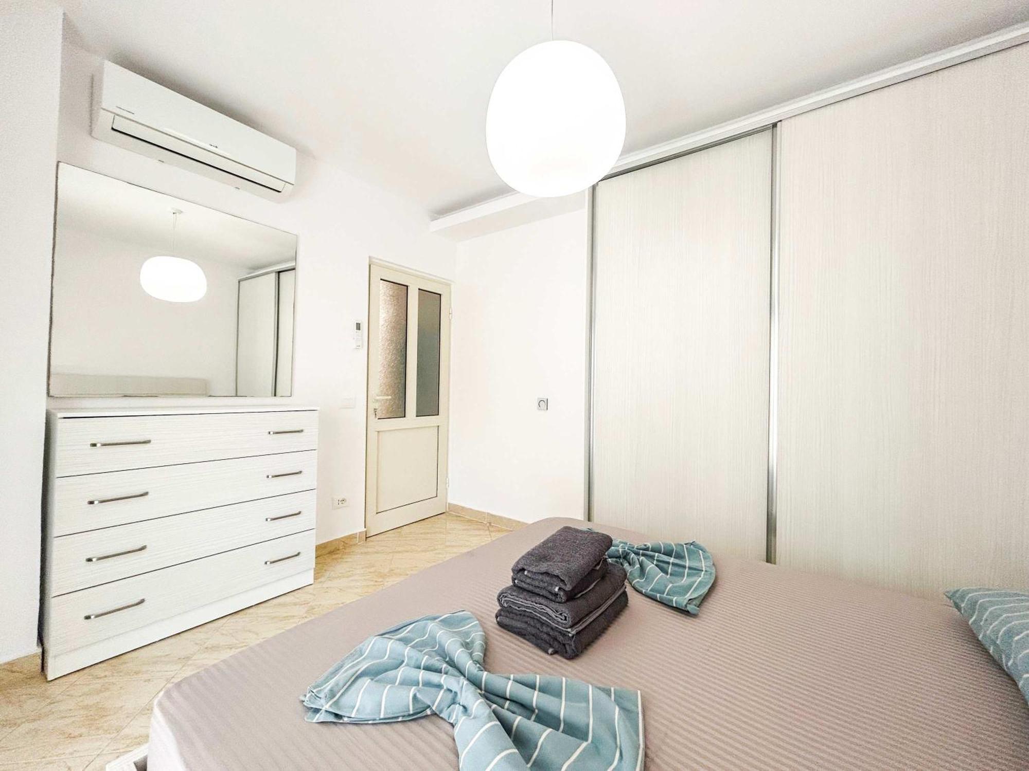 1 Bedroom 675 Apartment Golem (Tirana)