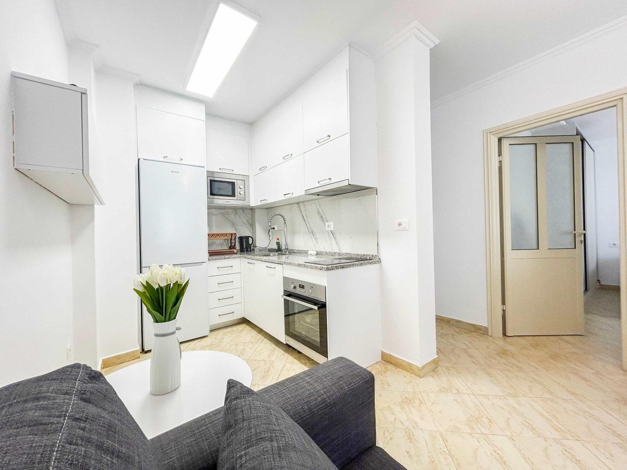 1 Bedroom 675 *
