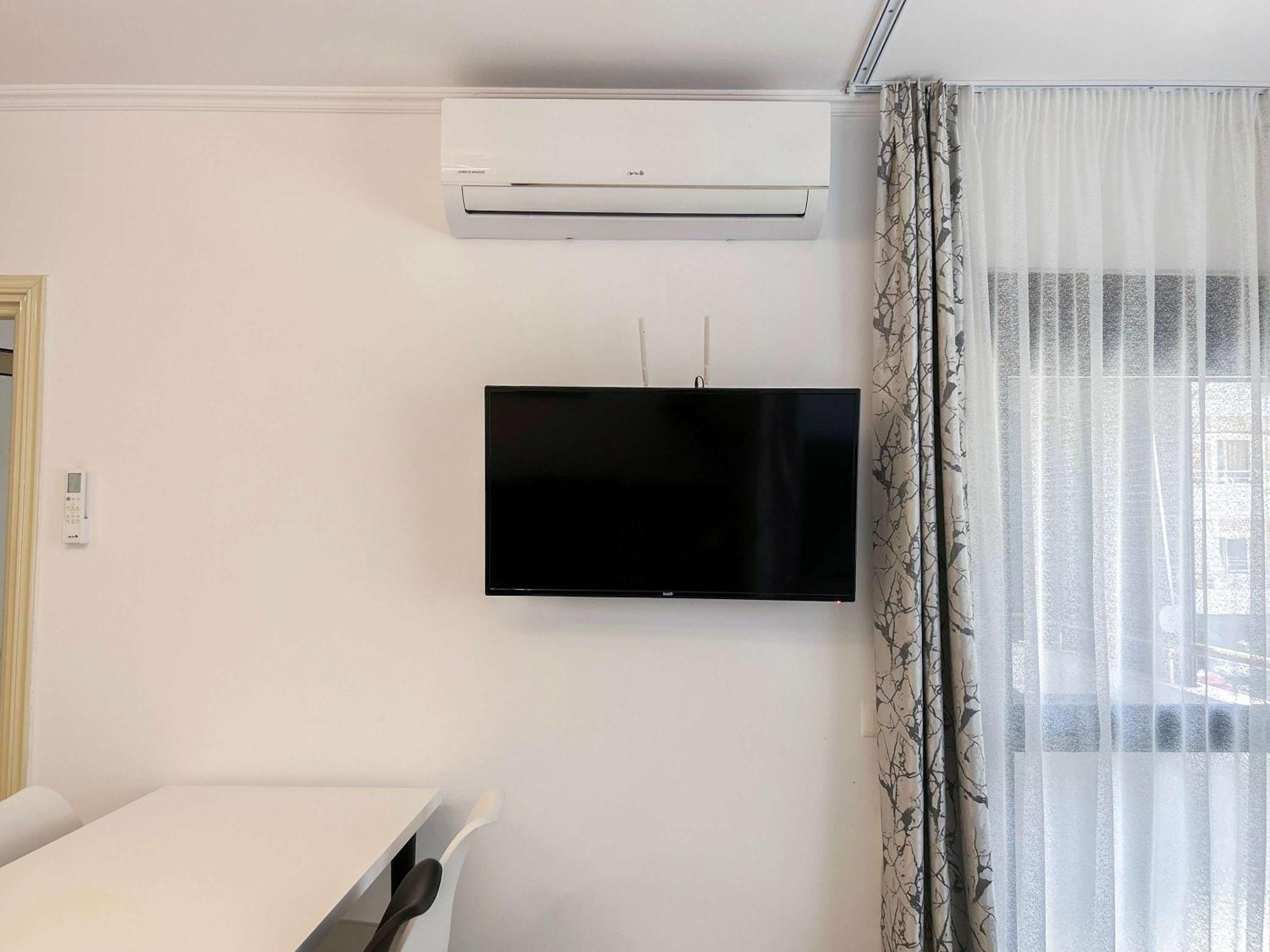 1 Bedroom 675 Apartment Golem (Tirana)